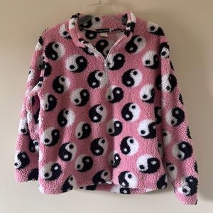 Cozy/fuzzy yin yang quart zip sweatshirt